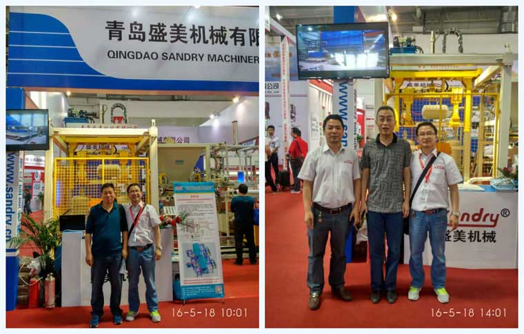 365体育官网与客户合影